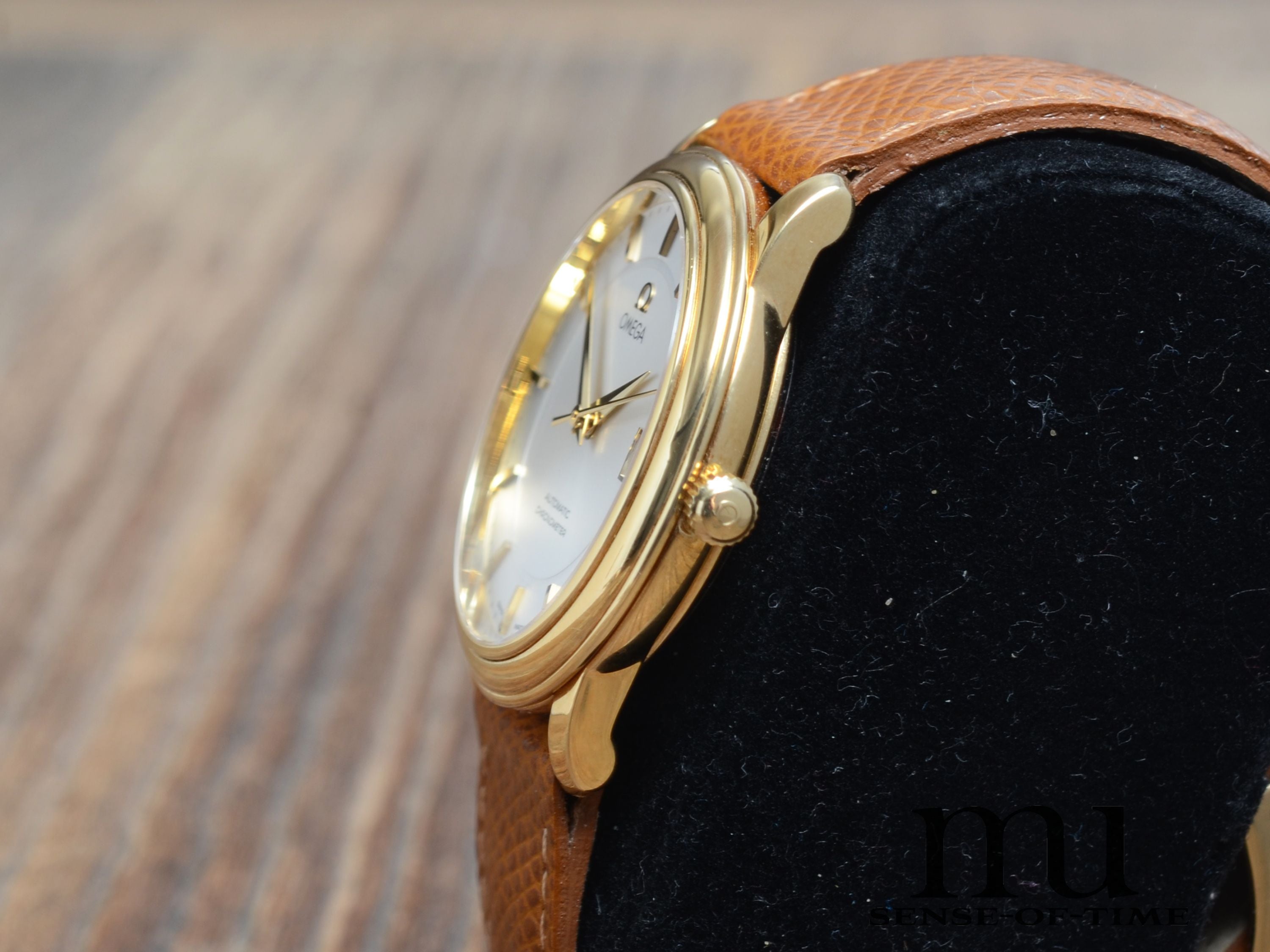 Omega deVille Prestige 18kt Gold Automatic Chronometer